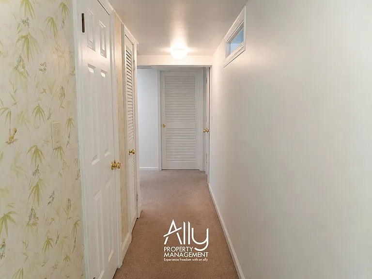 1605 Cambridge Cir — Photo 15