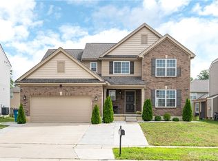 3078 White Ash Dr, Tipp City, OH 45371