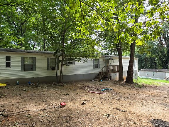 5th image of 3680 Berry Rd #7