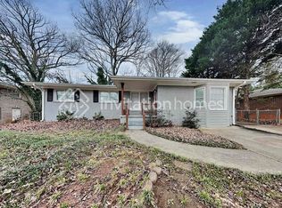 954 Pine Roc Way, Stone Mountain, GA 30083