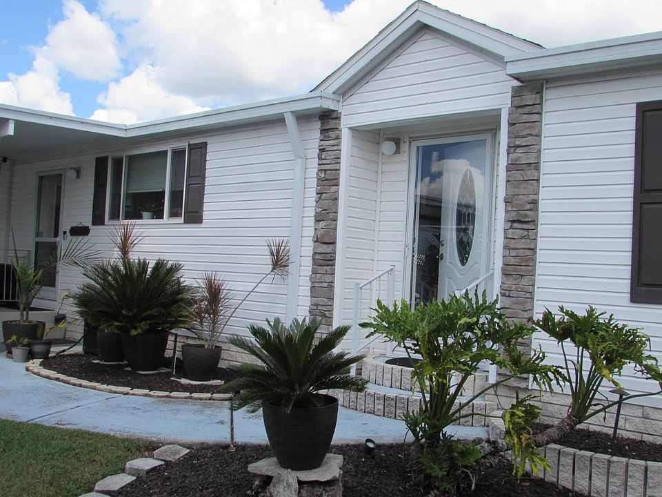 1st image of 10949 E Bay Dr
