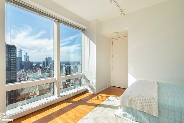 Rented by Brown Harris Stevens | media 35