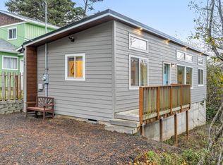 245 S Dolphin St, Rockaway Beach, OR 97136