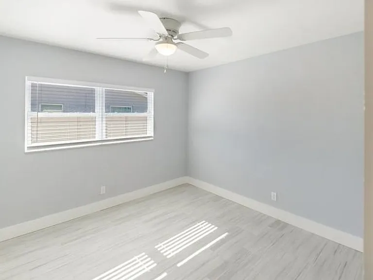 9128 Roan Ln — Photo 7