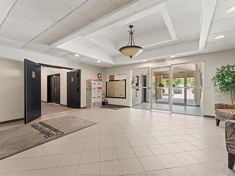 44 Robson Rd #303 — Photo 5