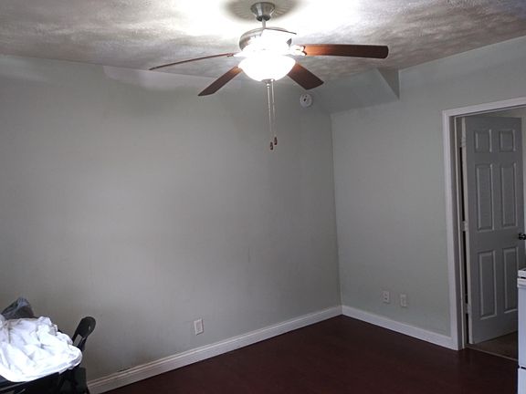 2nd image of 2-725 W Military St APT 2