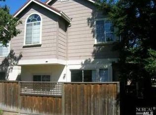 100 Manchester Dr, Fairfield, CA 94533