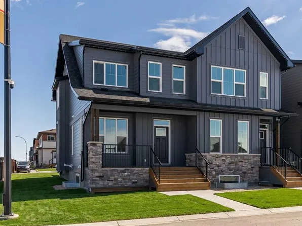 216 W Ricardo Ranch Dr SE, Calgary, AB T3M 4H5