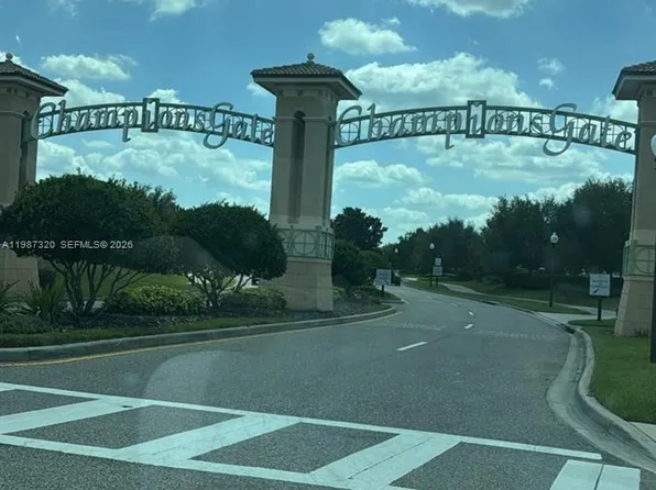 1424 Olympic Club Blvd, Davenport, FL 33896