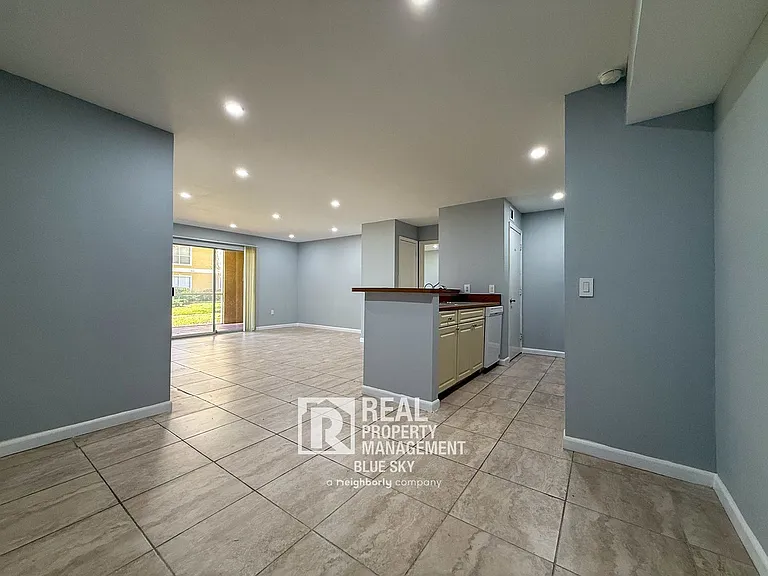 9481 Highland Oak Dr #1502 — Photo 6