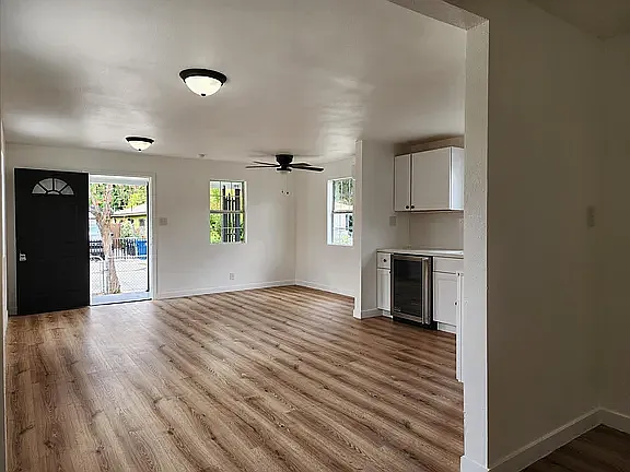 10731 Grape St — Photo 14