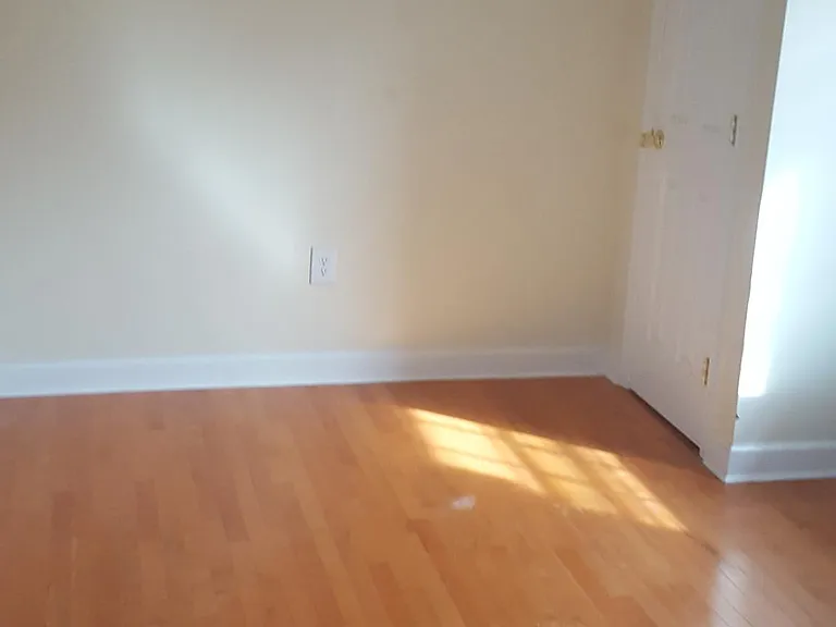 2015 Vermont Ave NW — Photo 16