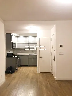 Rented by Point NYC | media 22