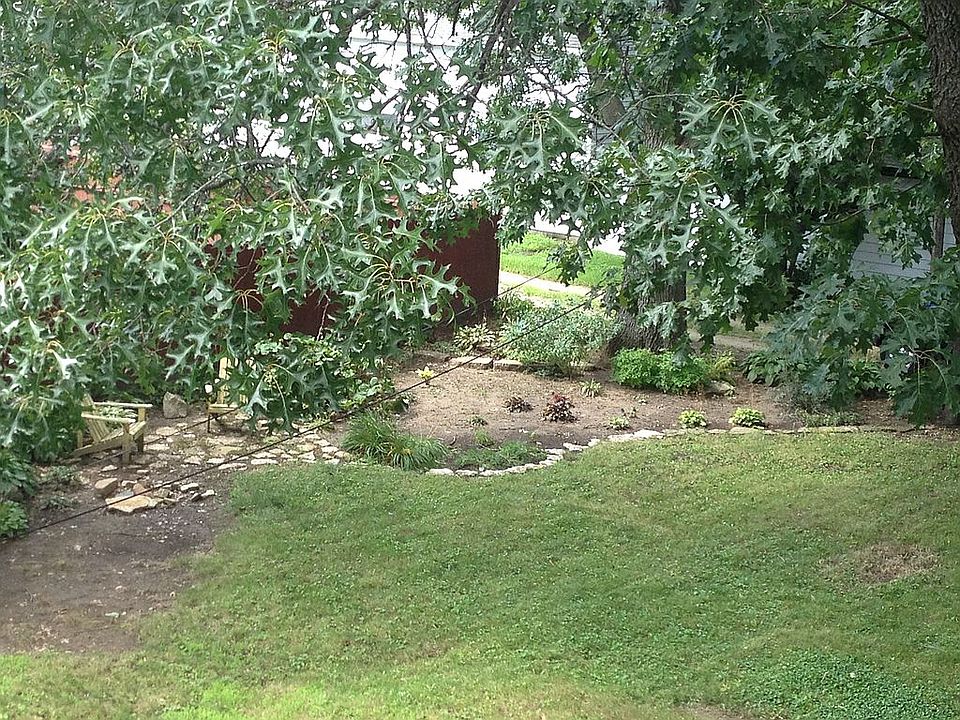 2nd image of 504 S 10th St