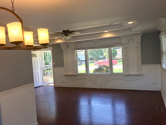 5th image of 18931 Loras Ln
