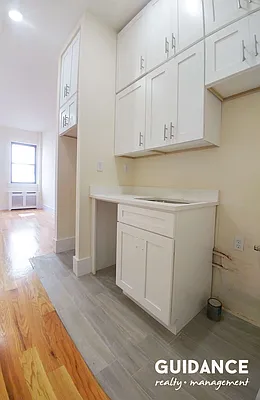 Rented by Guidance Realty Corp. | media 8