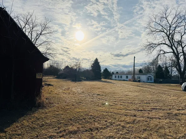 782 N Hillman Rd, Stanton, MI 48888