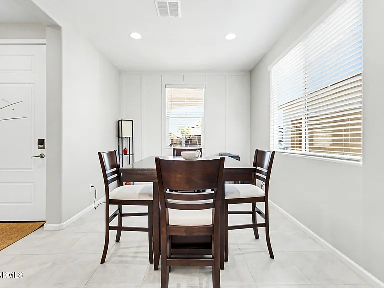 15634 W Winslow Ave — Photo 12