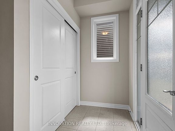 3rd image of 210 Bandelier Way