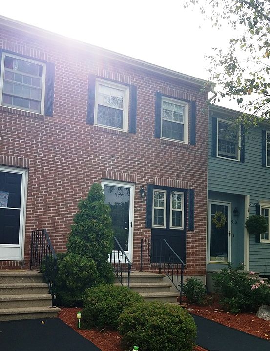 1st image of 914 Fox Hollow Dr