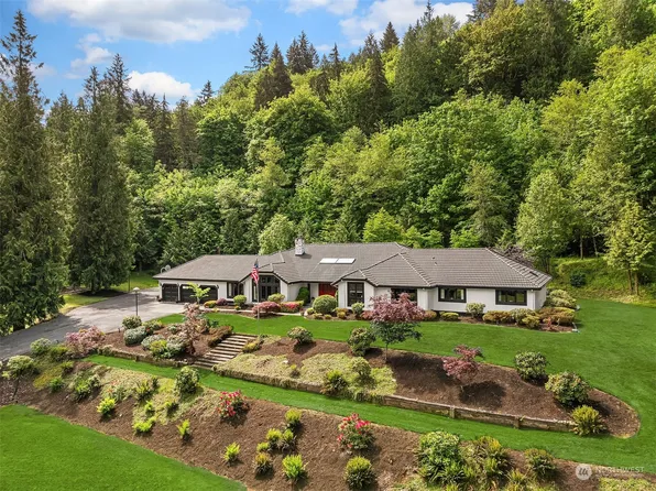 13353 202nd Avenue SE, Issaquah, WA 98027
