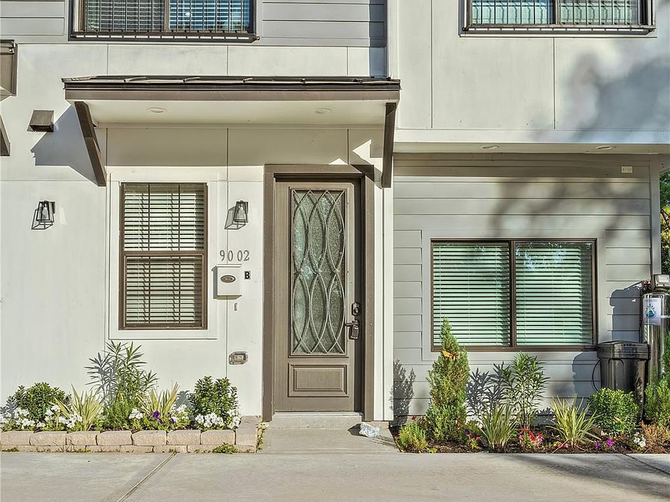 1st image of 9002 Kelburn Dr #D