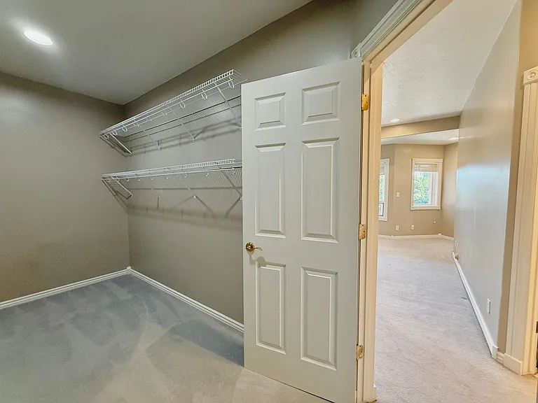 825 N Capitol Blvd — Photo 47