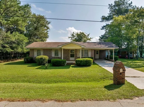 12 Fairway Dr #105, Hawkinsville, GA 31036