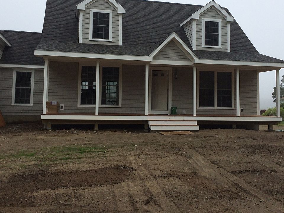 2nd image of 135 Old Oaken Bucket Rd