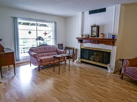 4th image of 26724 Oak Garden Ct