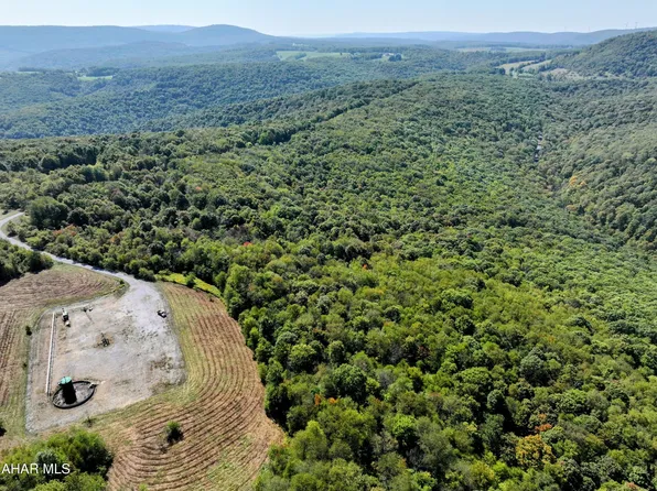 1849 Poplar Run Rd, Duncansville, PA 16635