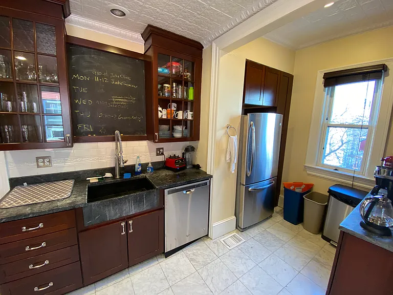 381 Highland Ave #2 — Photo 12