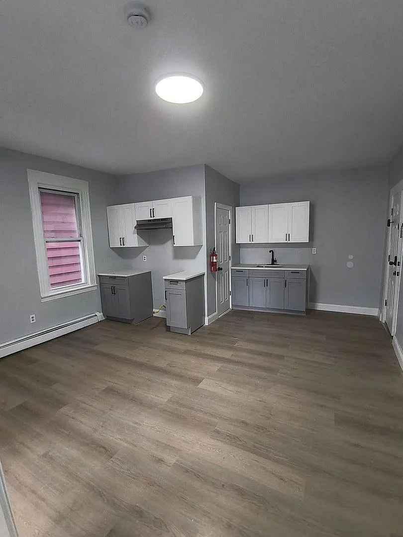 355 Madison Street — Photo 1