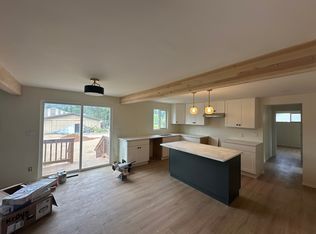 (Undisclosed Address), Damascus, OR 97089