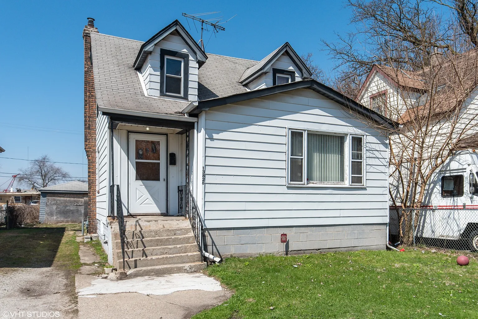 13826 S Emerald Ave photo 1