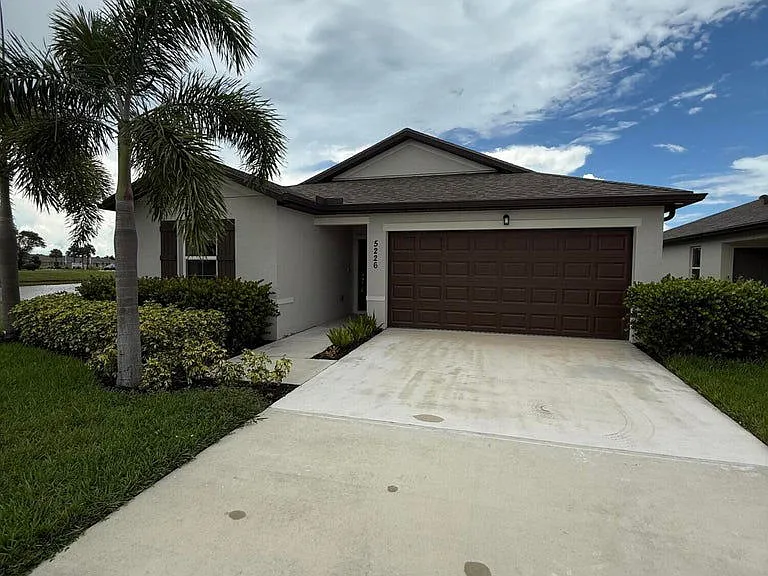 5226 Armina Pl — Photo 2