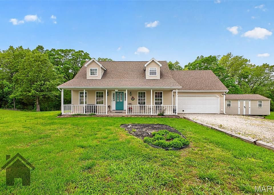 1st image of 11 Flora Dr