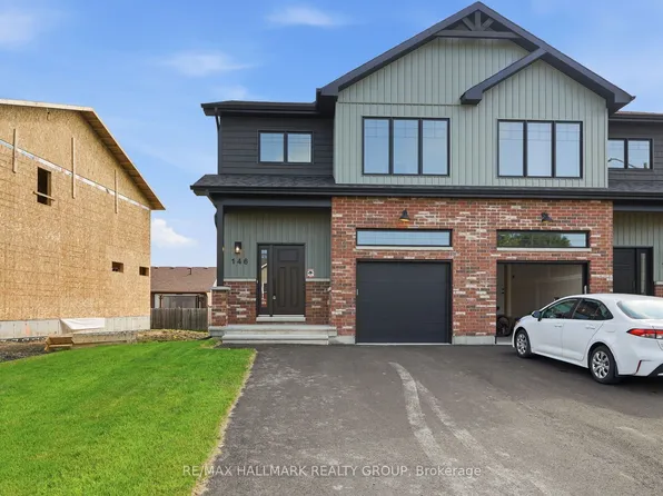 146 Elizabeth Dr, North Dundas, ON K0C 1H0