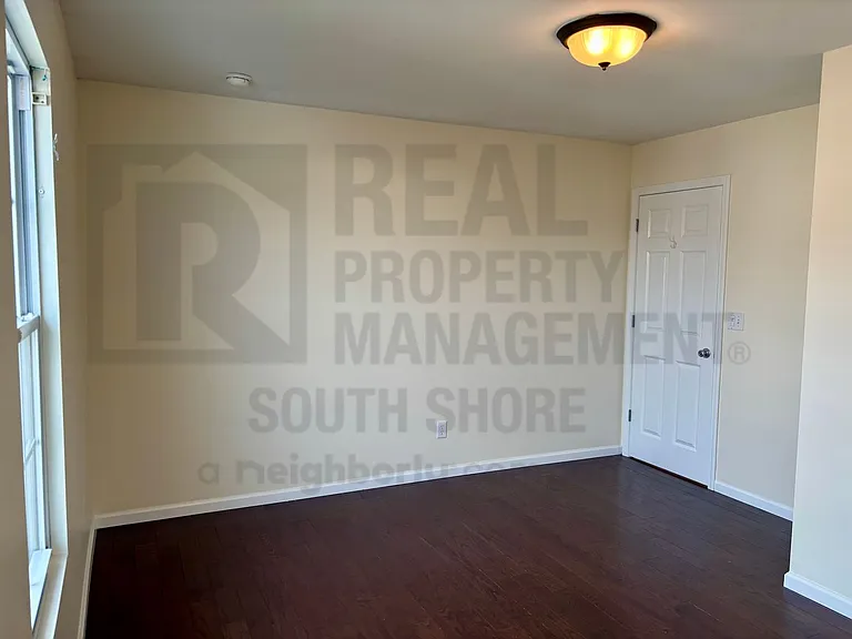 601 Mary Dr — Photo 8