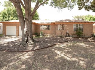 420 Patricia Rd, Hurst, TX 76053