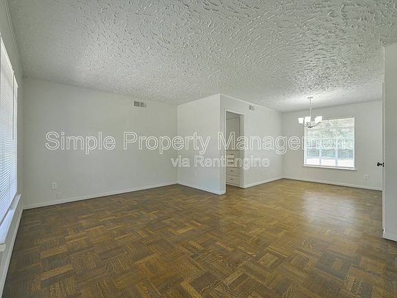 2nd image of 1508 Meyers Pl