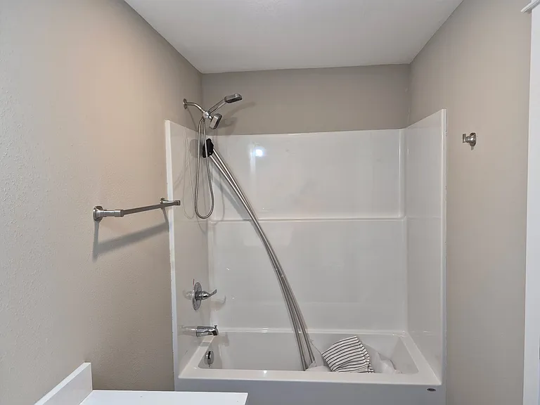6610 NW Cornelius Pass Rd — Photo 6