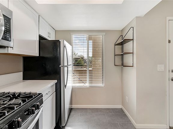5th image of 8070 W Russell Rd Unit 2006