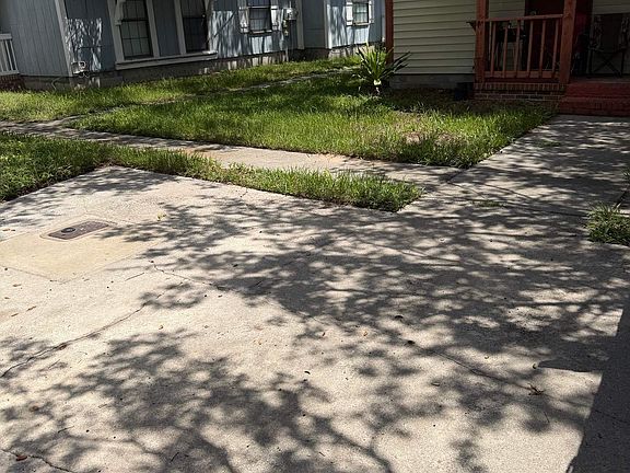 3rd image of 6416 Madison St #B