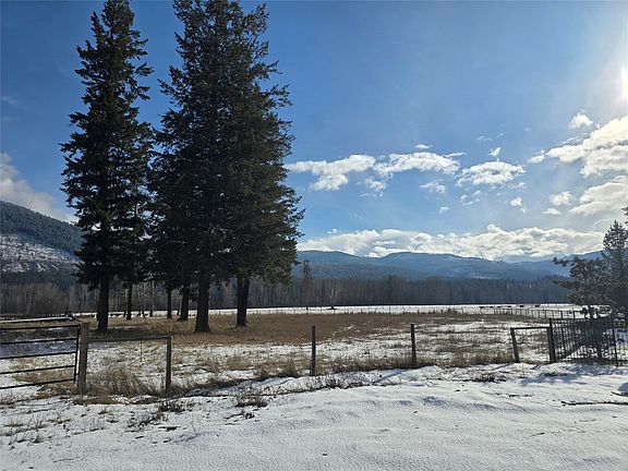 2nd image of 380 Kyro Rd