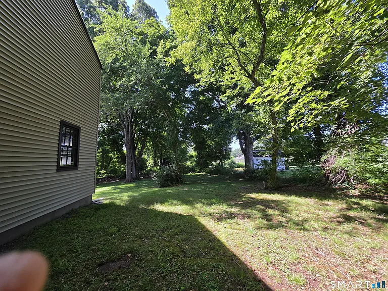 8 Squire Ln — Photo 5
