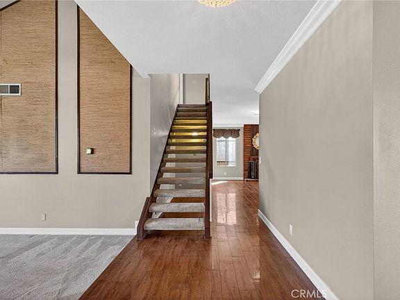 4th image of 2418 Rainbow Ln