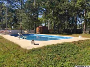 711 Holland Dr SW, Decatur, AL 35601