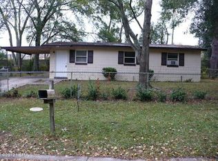 6820 Tinkerbell Ln, Jacksonville, FL 32210