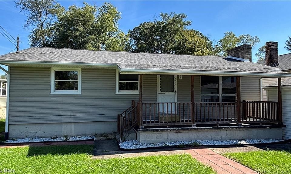 1st image of 2364 Cyrus Ave